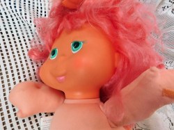 BLINKIN DOLL FACE
